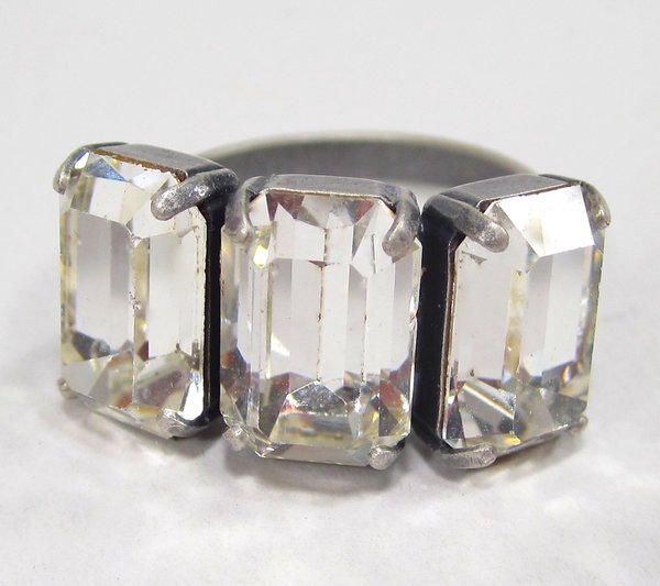 Ring 1960´s SWAROVSKI ELEMENTS crystal