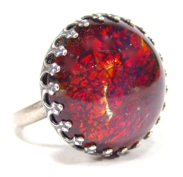 Ring cabochon red fireopal